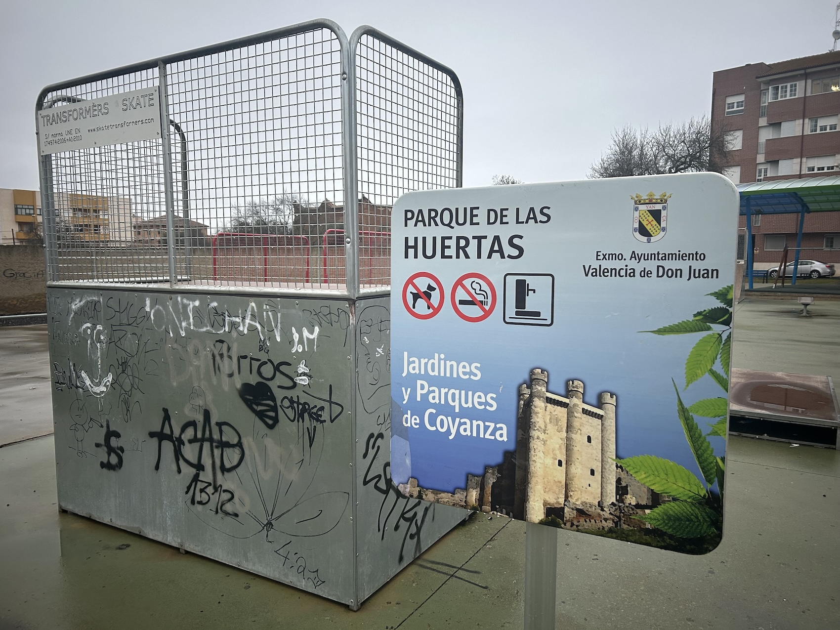 Valencia de Don Juan skatepark